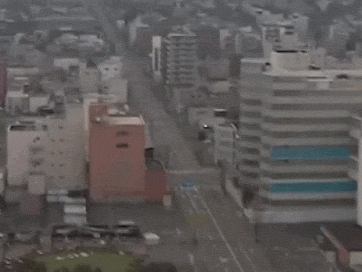 VIDEO: Động đất mạnh làm rung chuyển Hokkaido - Nhật Bản