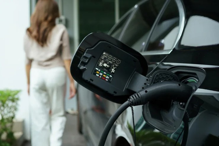 Nhiều chủ xe điện tại Mỹ đang “tự làm khó mình” mà không hề biết - 1