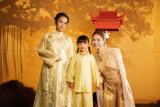 Ảnh sao 27/4: Tăng Thanh Hà được khen trẻ 'không tuổi' - 6