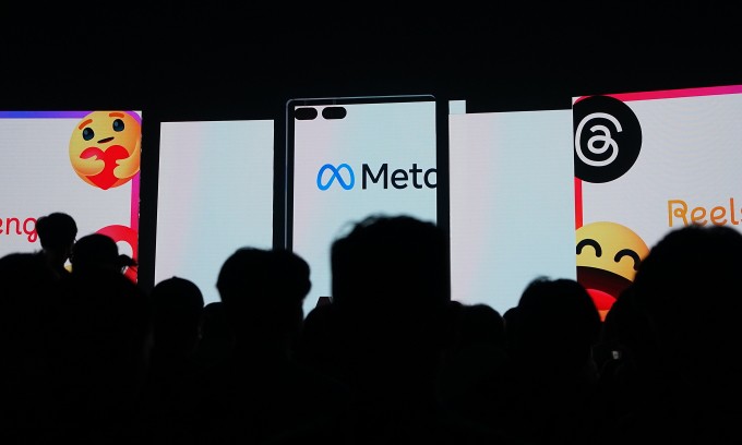 Logo Meta trong một sự kiện ở TP HCM. Ảnh: Bảo Lâm