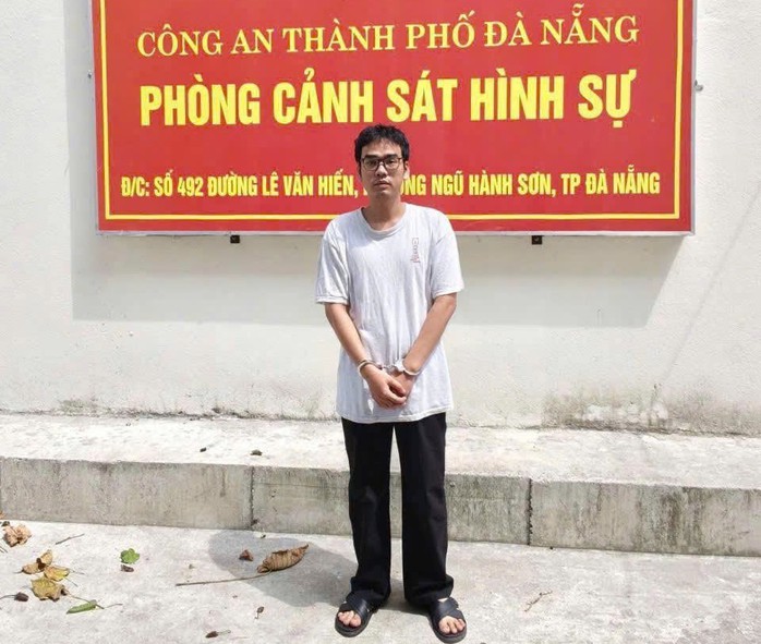 Mai Thành Trung tại cơ quan công an.