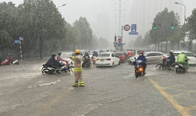 Nhiều khu vực chuyển mưa dông từ chiều tối nay.