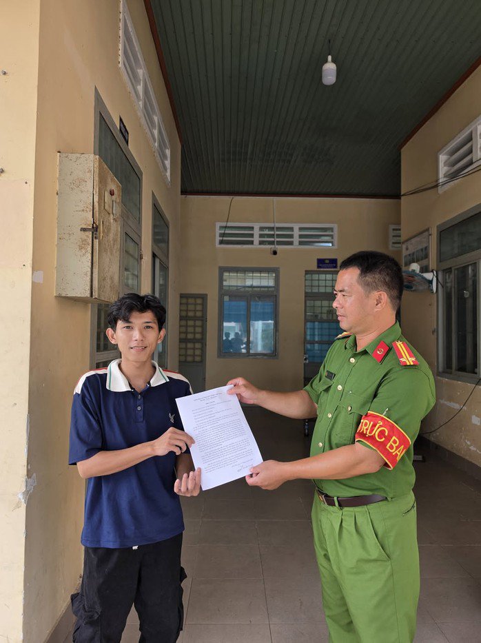 Anh Nguyễn Minh Trọng gửi thư cảm ơn đến Công an xã Thái Mỹ, Công an TPHCM