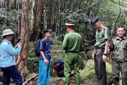 Giải cứu nghẹt thở trong rừng Tây Yên Tử sau cuộc gọi cầu cứu