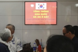 Quán phở Hà Nội 'gây sốt' với du khách sau bữa ăn của Tổng thống Hàn Quốc