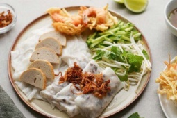 Ăn bánh cuốn buổi sáng, nhẹ bụng hay dễ tăng cân?