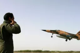 Khó tin: Tiêm kích Iran xuyên thủng hệ thống phòng không để ném bom căn cứ không quân Mỹ