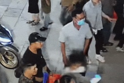 Lại xảy ra cướp tài sản tại cổng của Tân Huê Viên