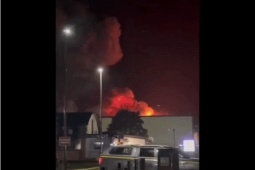 Hỏa hoạn lớn tại căn cứ chứa máy bay ném bom Mỹ