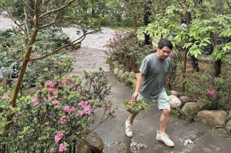 Chim làm tổ, hoa khoe sắc ở biệt thự 4.000 m2 của Trọng Tấn