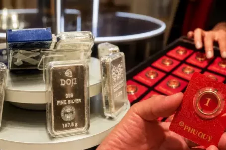 Thị trường vàng bạc 'án binh bất động'