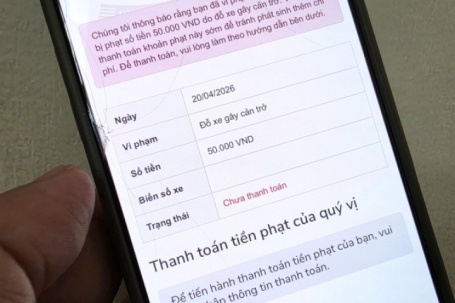 Chiêu lừa 'phạt nguội 50.000 đồng' để chiếm thẻ ngân hàng