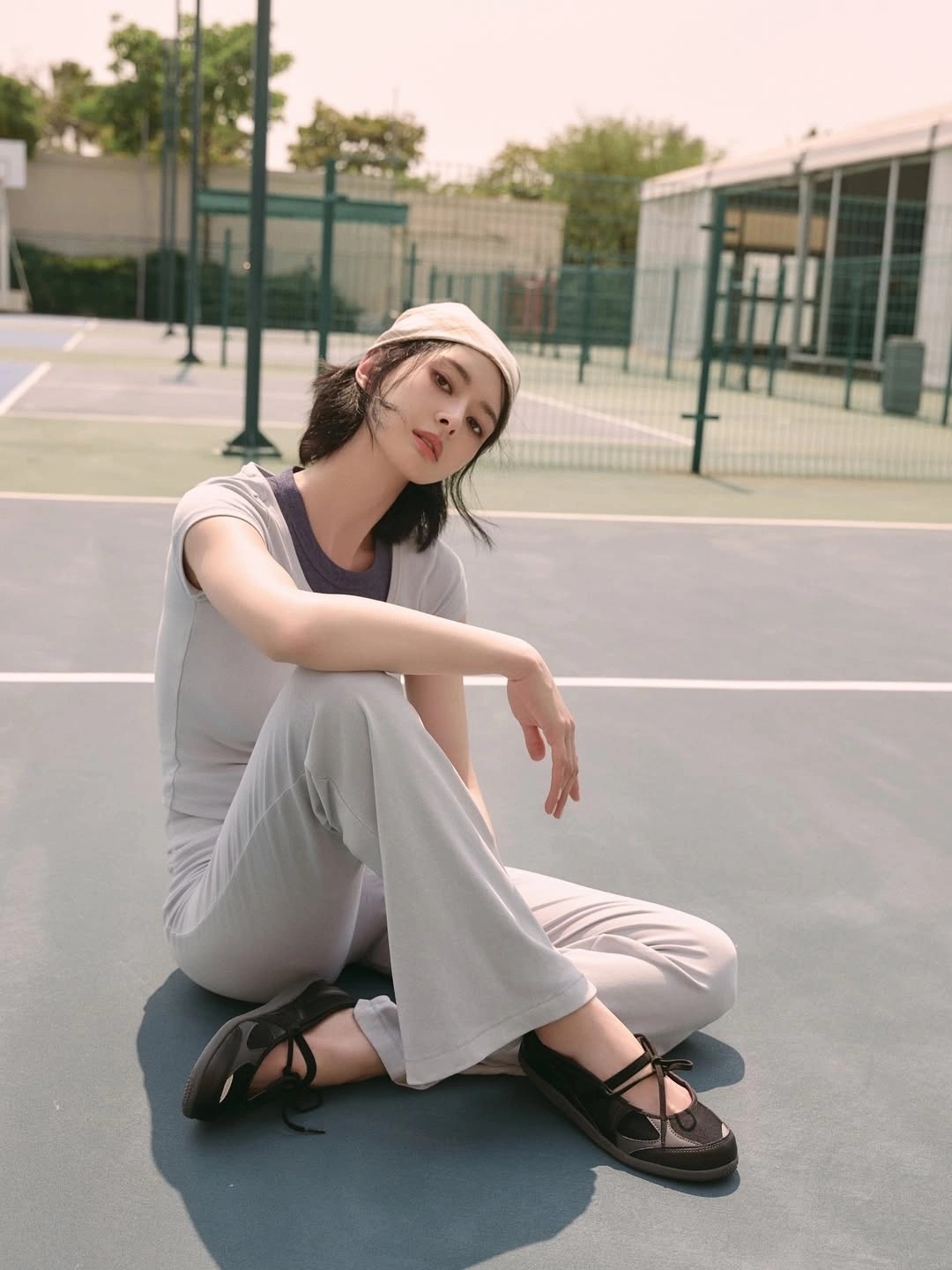 Sao Hàn gây sốt với bộ ảnh 'Ngày hè Đà Nẵng' - 4