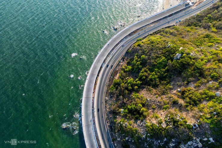Cung đường có cầu cạn ngắm biển nối TP HCM - Lâm Đồng - 2