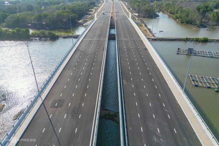 Cung đường có cầu cạn ngắm biển nối TP HCM - Lâm Đồng - 10