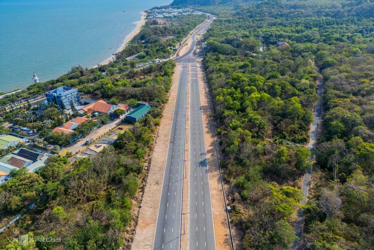 Cung đường có cầu cạn ngắm biển nối TP HCM - Lâm Đồng - 12