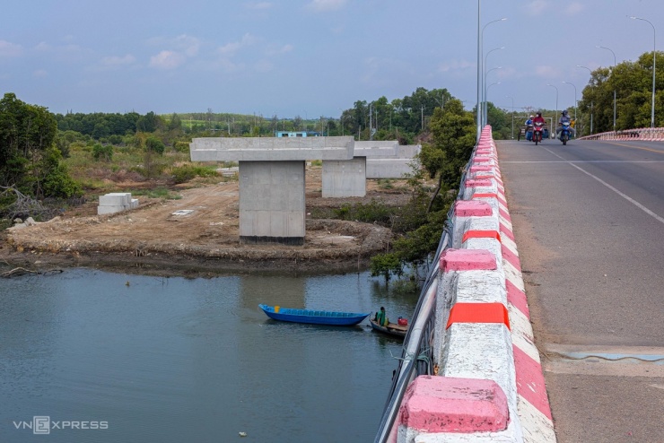 Cung đường có cầu cạn ngắm biển nối TP HCM - Lâm Đồng - 14