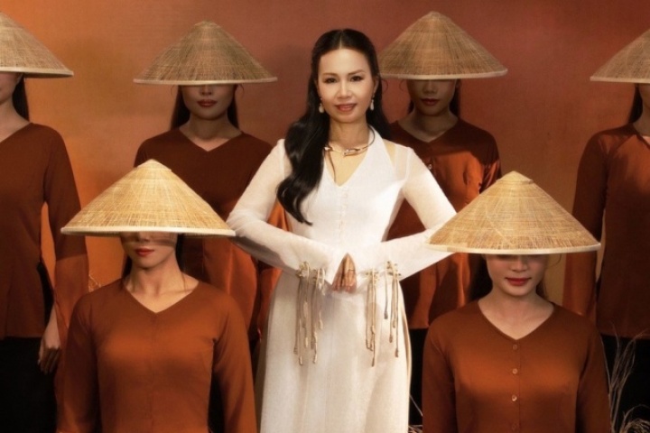 MV có câu hát tranh cãi 'Lúa chín không cúi đầu' đang thu hút bao nhiêu view?