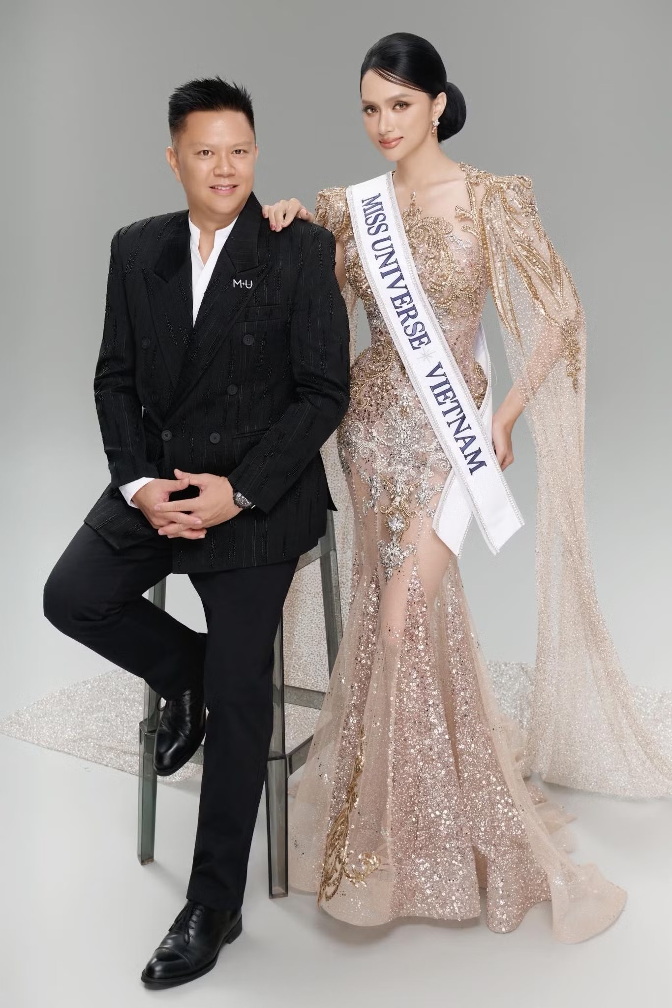 Ông Valentin Trần với 2 mùa giải ở Hoa hậu Hoàn vũ 2025.