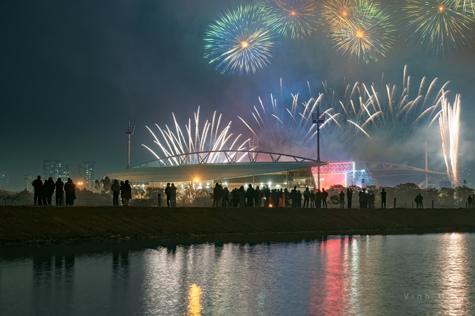 Vị trí quan sát pháo hoa từ phía sau sân vận động Mỹ Đình. Ảnh: Vinh Dav