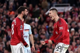 MU phản công sắc lẹm: Fernandes áp sát kỷ lục Ngoại hạng Anh, sánh ngang Ronaldo