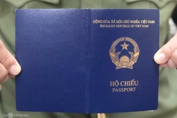 Bảy trường hợp bị thu hồi, hủy giá trị hộ chiếu từ 1/7