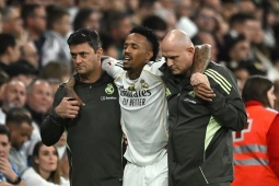 Tin mới nhất bóng đá tối 28/4: Real Madrid lo lắng về chấn thương của Militao