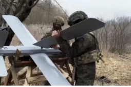 “Vua chiến trường” suy yếu, viết lại luật chơi bằng robot và UAV sát thủ