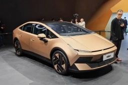 Hyundai Ioniq V mẫu EV  thiết kế mới và có tầm hoạt động hơn 600 km