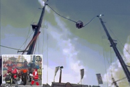 Cáp trò chơi đứt bung giữa không trung, bốn người bị quăng quật