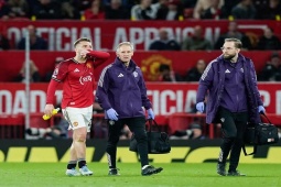 Bóng đá - Luke Shaw chấn thương ở trận thắng của MU, nỗi lo với ĐT Anh trước World Cup