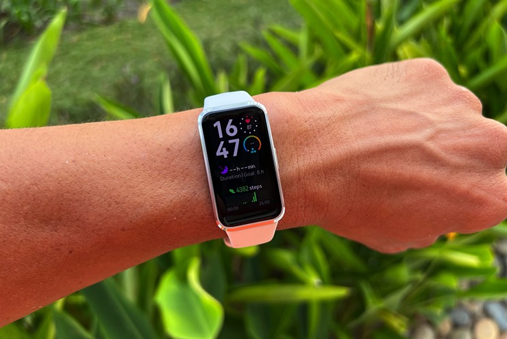 Các chỉ số quan trọng được thể hiện với độ sai số không nhiều so với các mẫu cao cấp.