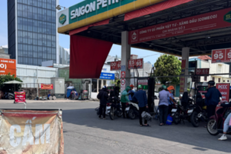 Bán lẻ xăng dầu muốn cộng đủ chi phí vào giá bán