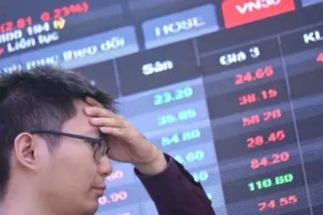 Nhiều doanh nghiệp bị hủy tư cách công ty đại chúng