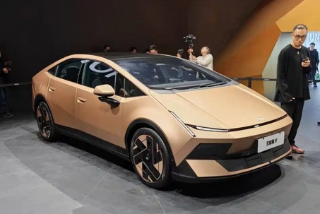 Hyundai Ioniq V mẫu EV  thiết kế mới và có tầm hoạt động hơn 600 km