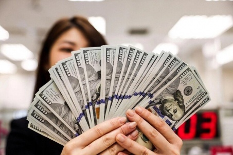 Giá USD hôm nay 28/4: USD giảm nhẹ, NDT biến động trái chiều, ngoại tệ đồng loạt ‘đổi chiều’