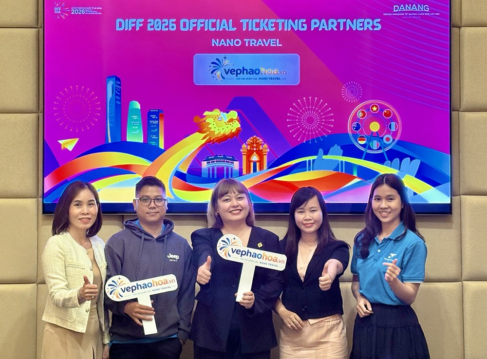 Mua vé pháo hoa Đà Nẵng được tặng gấu bông xinh xắn - 4