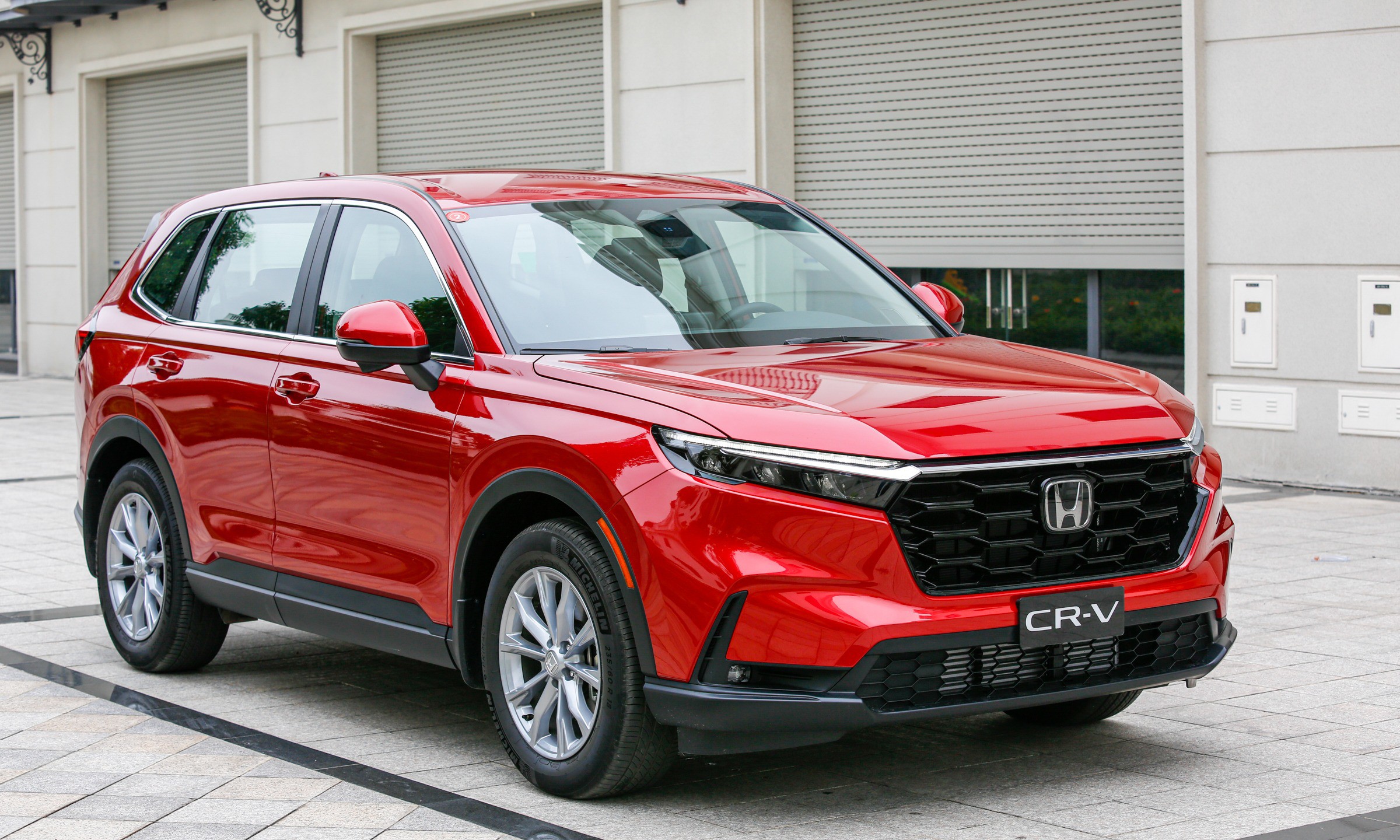 So sánh Honda CR-V và Toyota Corolla Cross: Thiết kế, tiện nghi và hiệu suất ấn tượng - 1