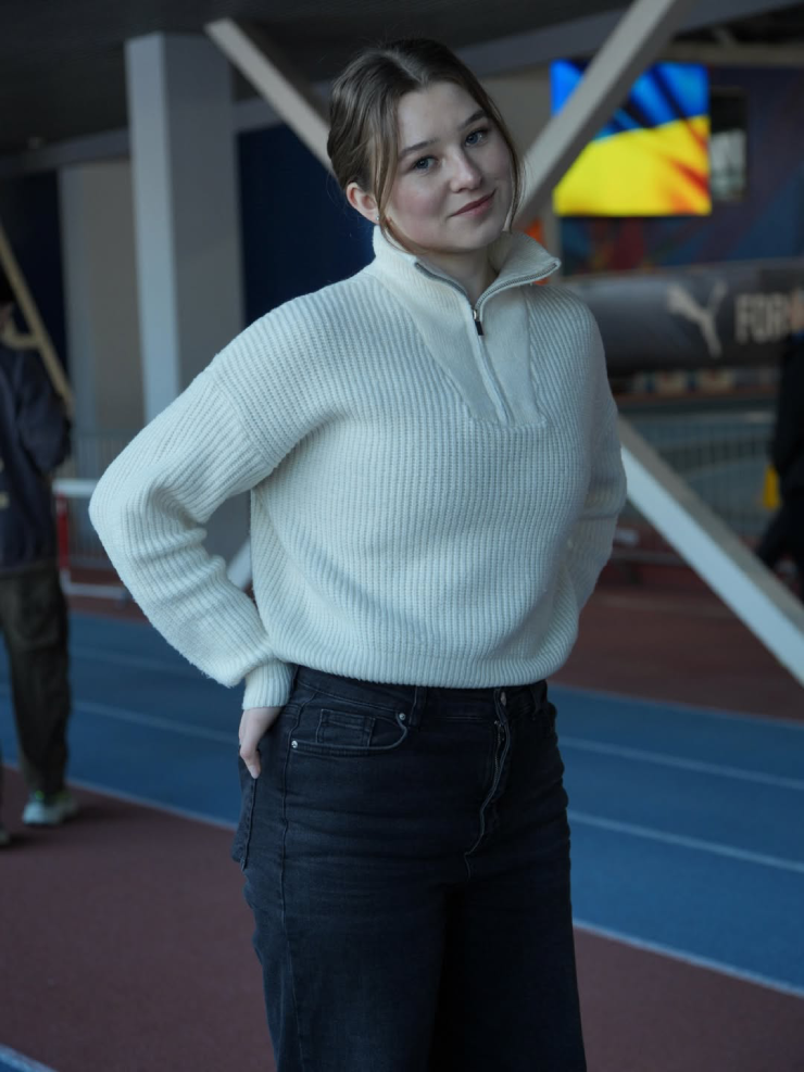 Thiên thần nhảy xa diện bikini "đốt cháy" ánh nhìn, vóc dáng cực chuẩn mực - 4