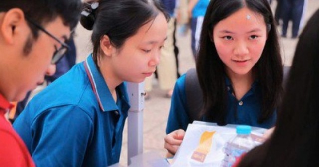 Chọn ngành theo "sóng" hay chọn lối đi riêng?