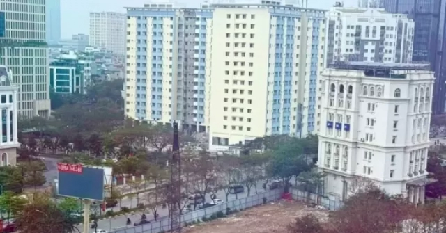 Ôm đất vàng gần 20 năm, ông lớn ngân hàng bị Hà Nội ra “tối hậu thư”