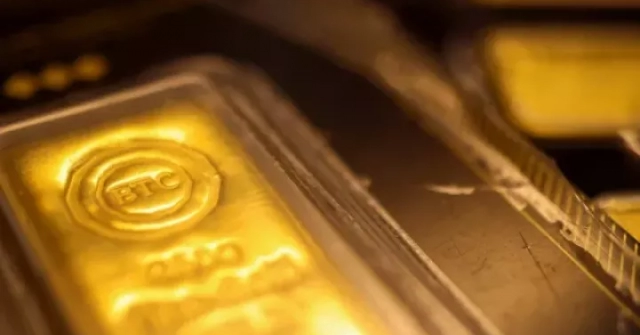 Trước giờ G: Vàng lặng sóng, giá dầu và chứng khoán chao đảo