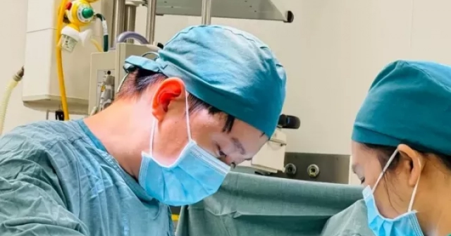 Bé 6 ngày tuổi bị vỡ ruột thừa, bác sĩ cảnh báo "nóng"