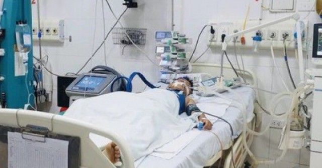 Học sinh lớp 5 bất ngờ đổ gục, ngừng tim trong giờ học