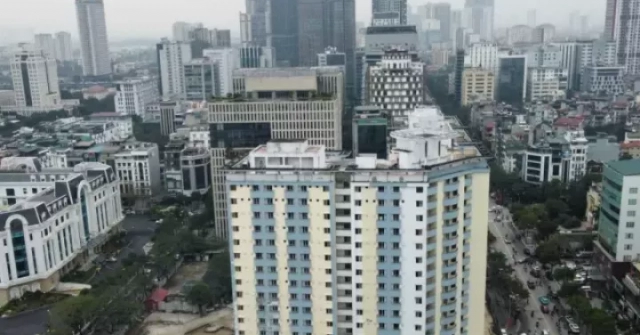 Tận thấy khu 229 căn hộ trên "đất vàng" bị bỏ hoang vừa được Bí thư Hà Nội yêu cầu "hồi sinh"