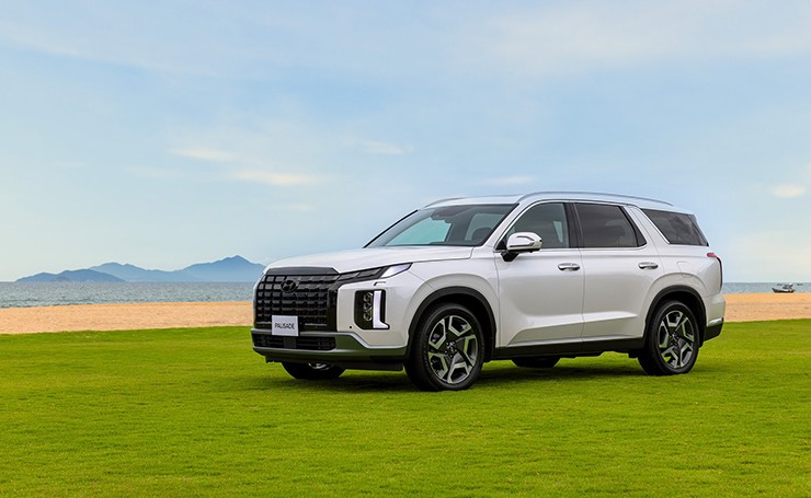Hyundai Palisade được đại lý thông báo điều chỉnh giá niêm yết. Ảnh: HTV