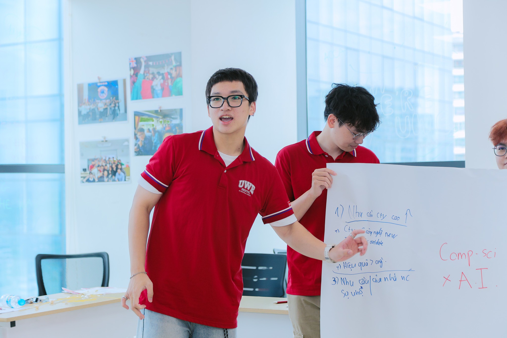 Đưa mô hình giả lập kinh doanh vào giảng dạy: Giải pháp phát triển năng lực giải quyết vấn đề cho sinh viên - 2