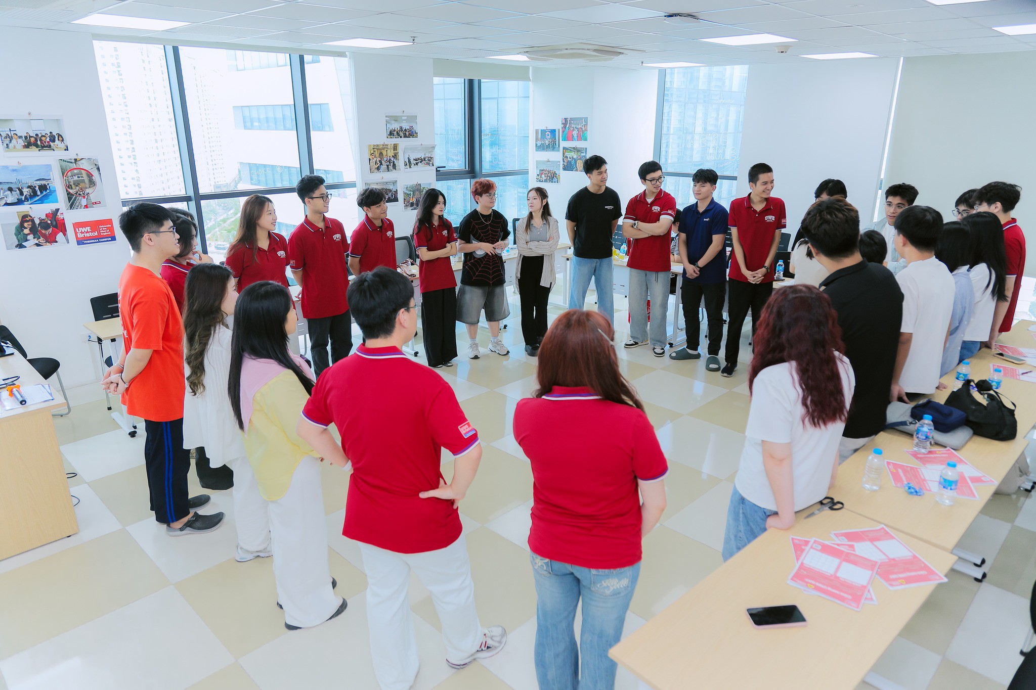 Đưa mô hình giả lập kinh doanh vào giảng dạy: Giải pháp phát triển năng lực giải quyết vấn đề cho sinh viên - 4