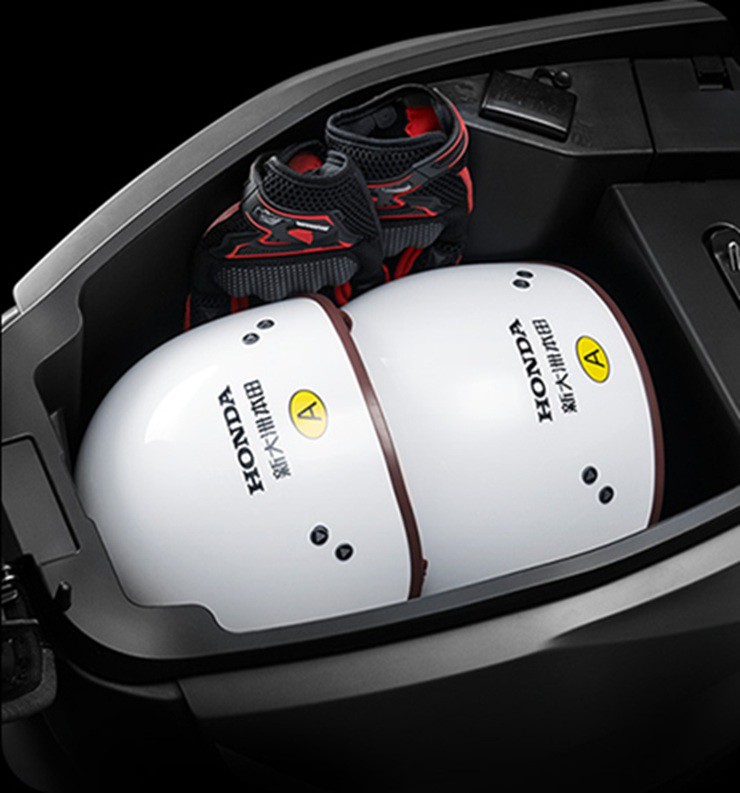 Honda DM8: Xe máy điện đô thị mới, tốc độ 60 km/h, tích hợp NFC và GPS - 5