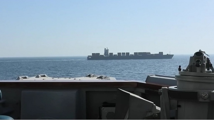 Mỹ phong tỏa hải cảng, Iran trụ được bao lâu và duy trì nguồn thu dầu mỏ ra sao? - 1